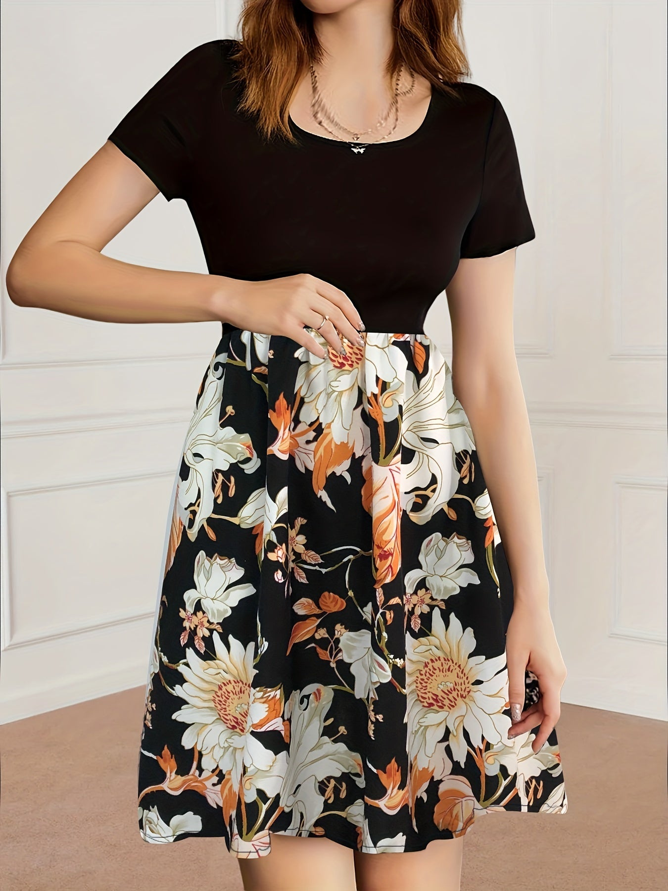 Vibrant Floral Print Crew Neck Dress - Short Sleeve,/MH
