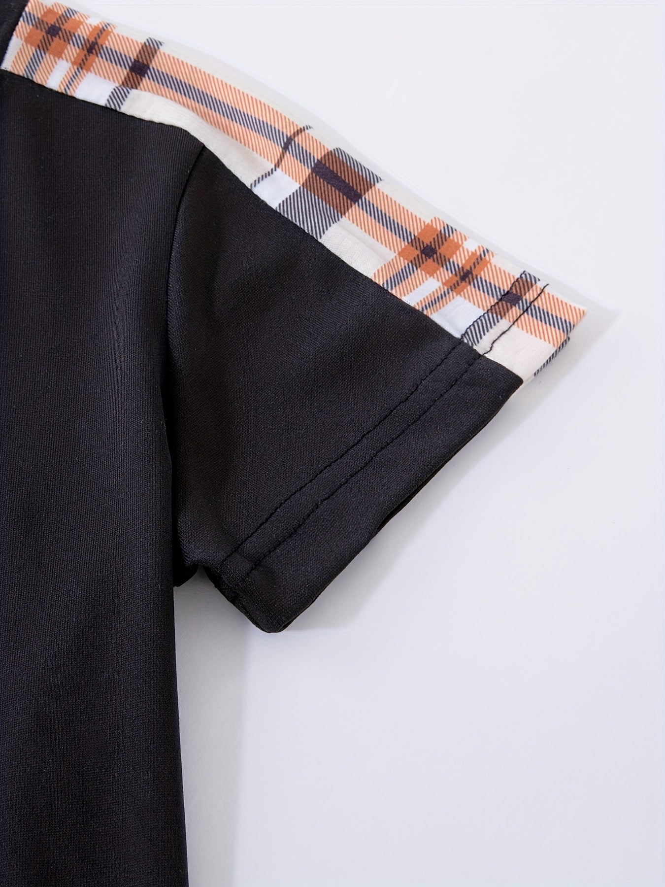 3pcs Boys Casual Solid Short Sleeve T-shirt & Smile Face Print Shorts.