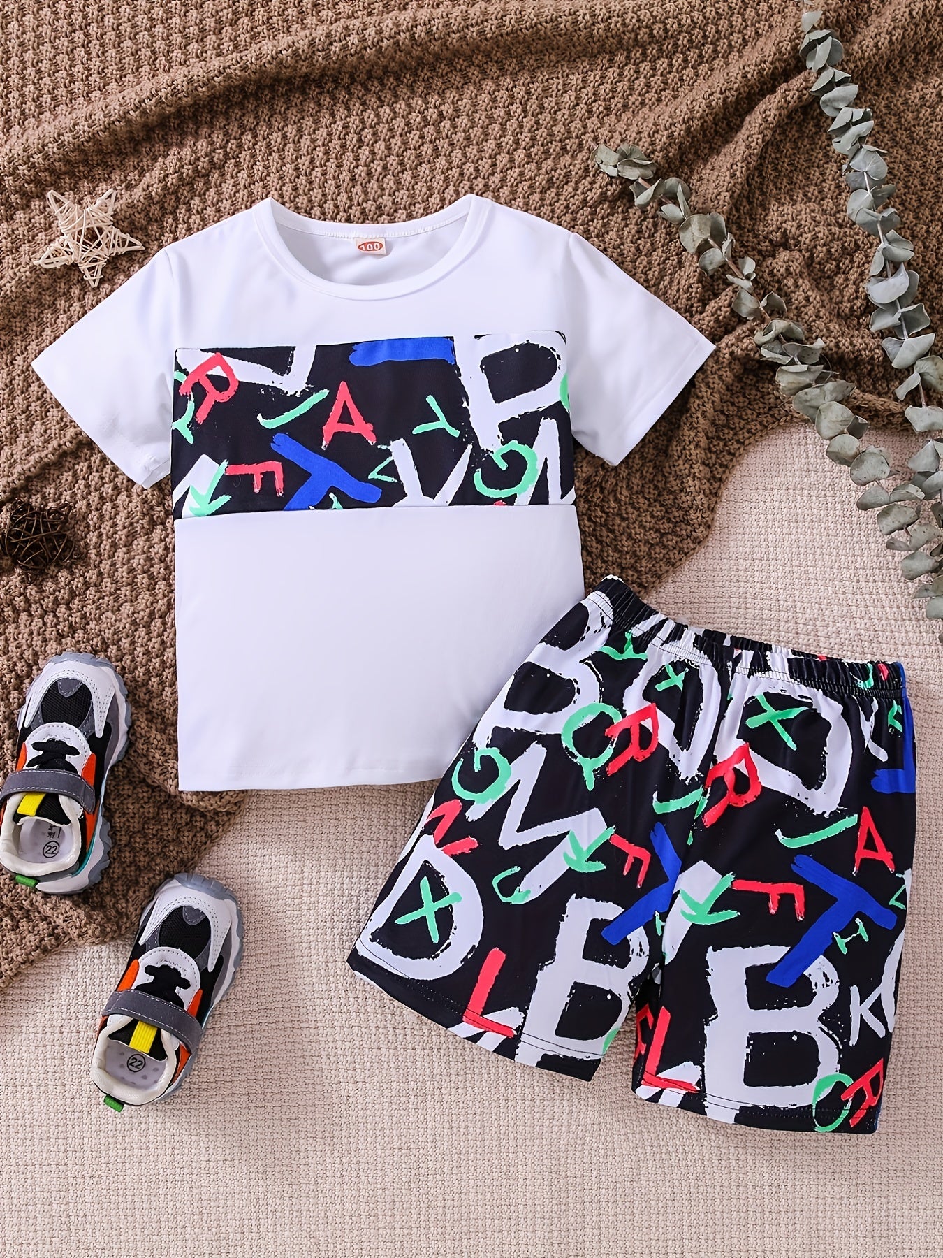 Boys Dinosaur Casual Outfit Round Neck T-shirt.