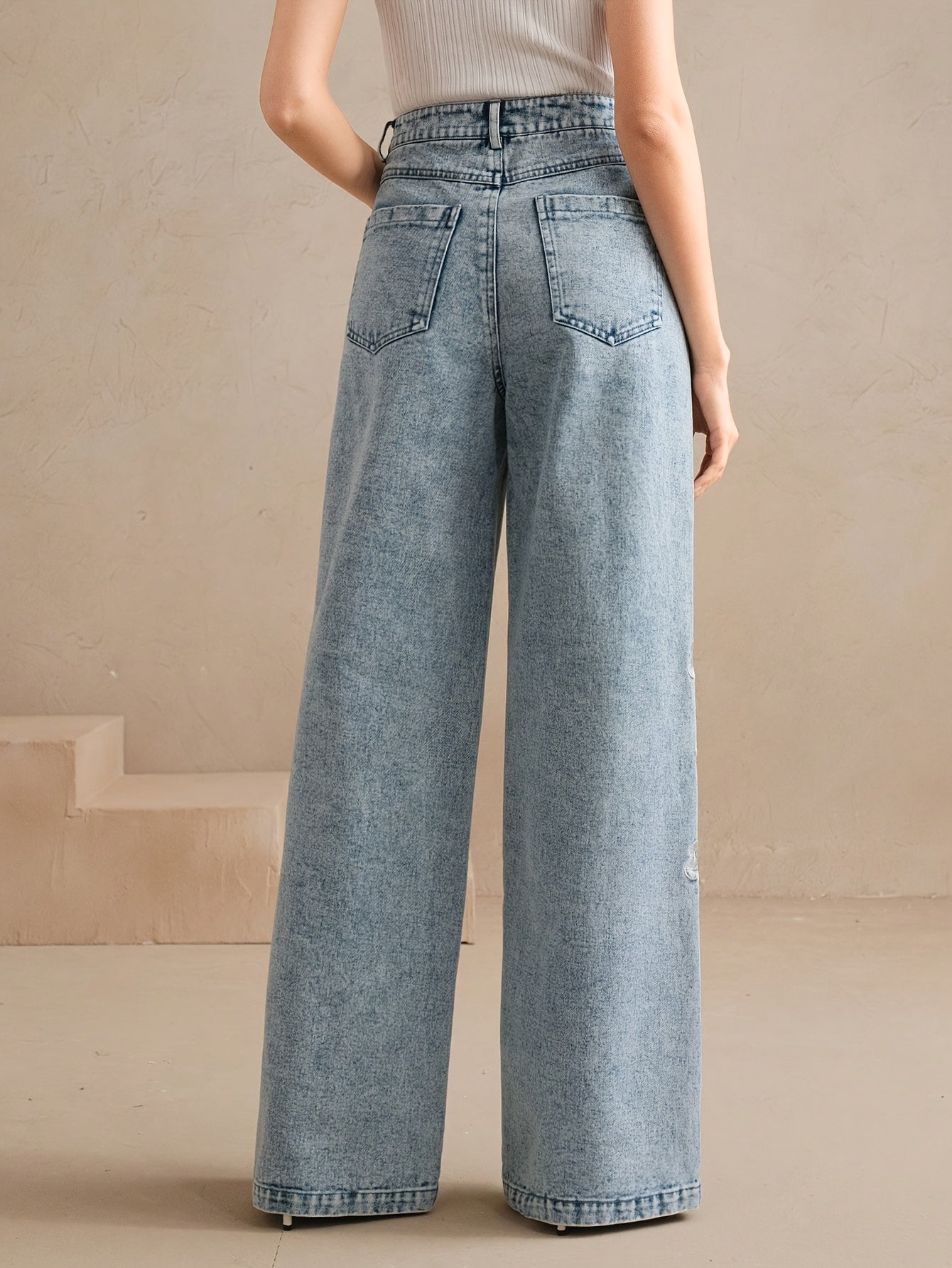 AW25 Women'S High-Waist Embroidered Floral Wide-Leg Jeans -/MH