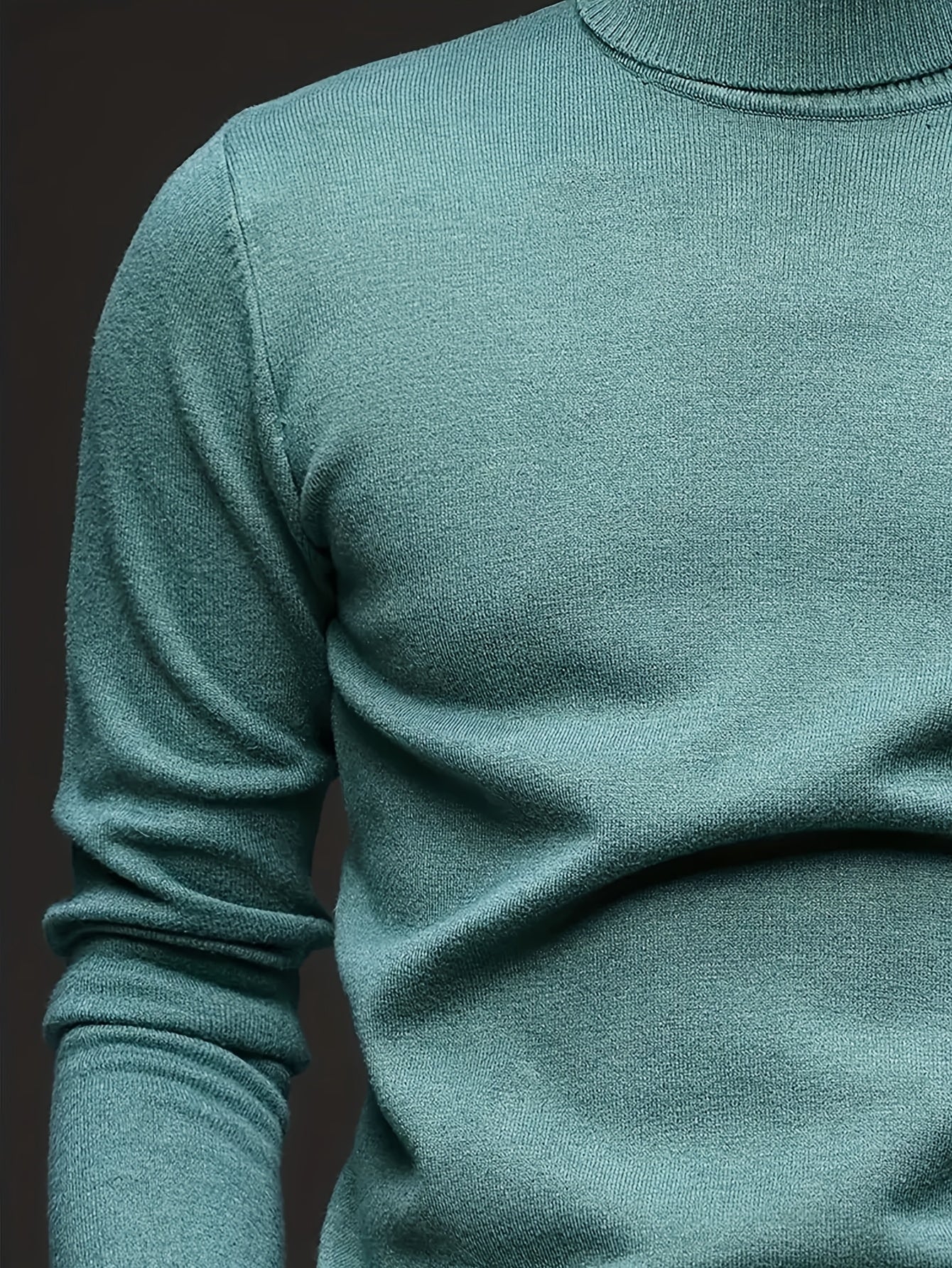 Men's Casual Solid Color Turtleneck Sweater .