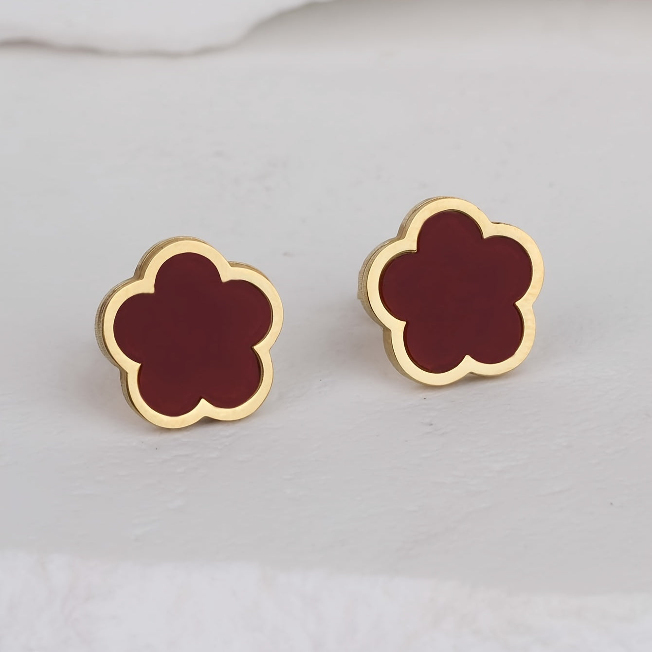 Simple Lucky Flower Design Stud Earrings Stainless Steel Jewelry Elegant Leisure Style Suitable For Women Daily Wear