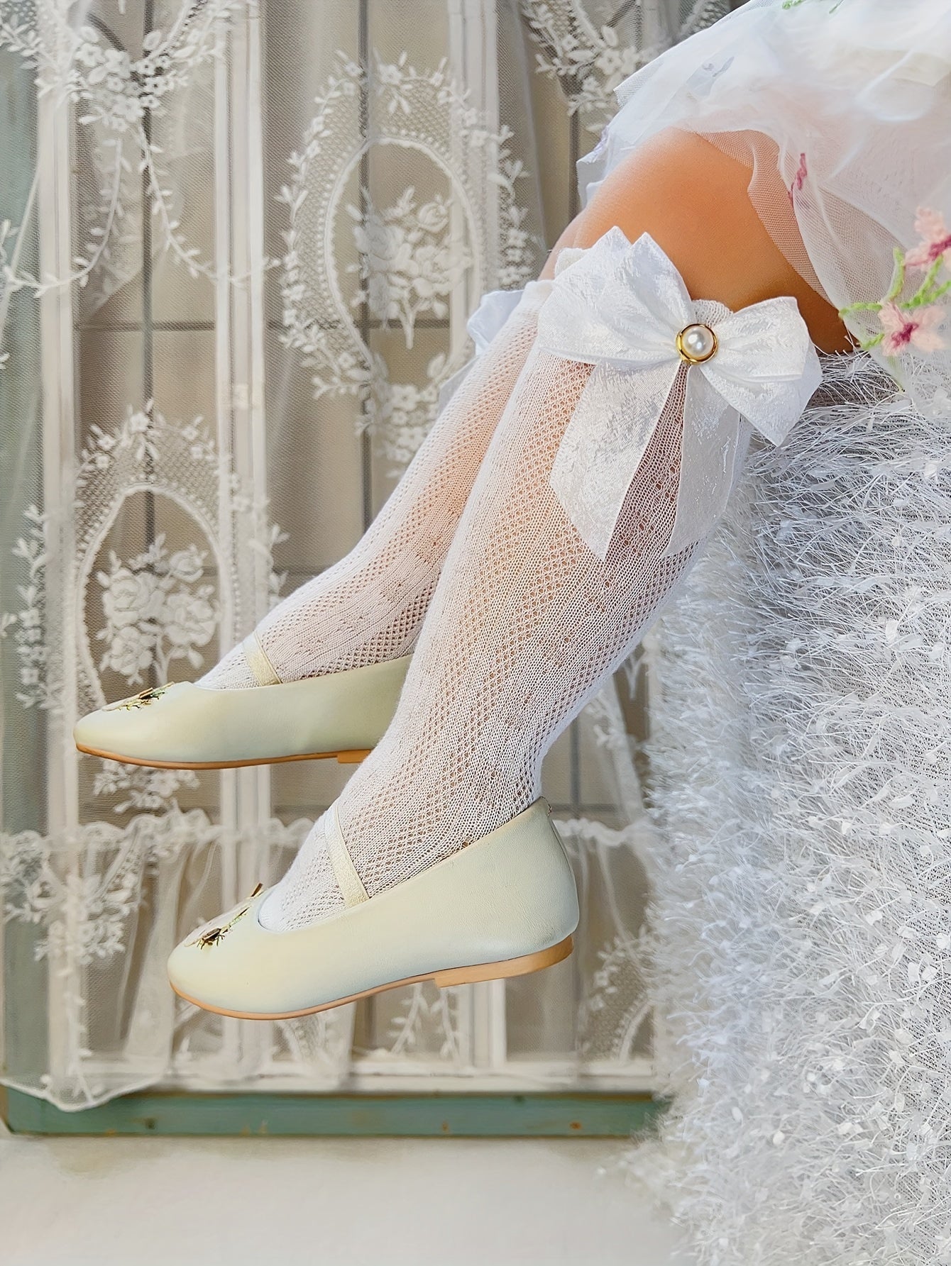 1/3 Pairs Of Girl's Cute Knee-High Socks with A Big Bow,/MH