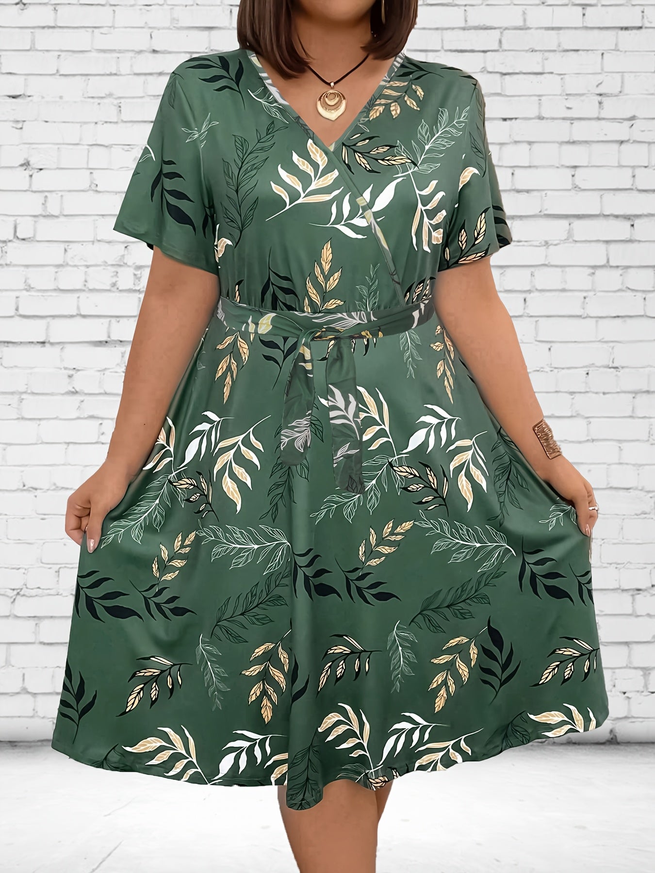 [Plus Size Elegant Dress] Plus Size Elegant Green Leaf Print Midi Dress.MH