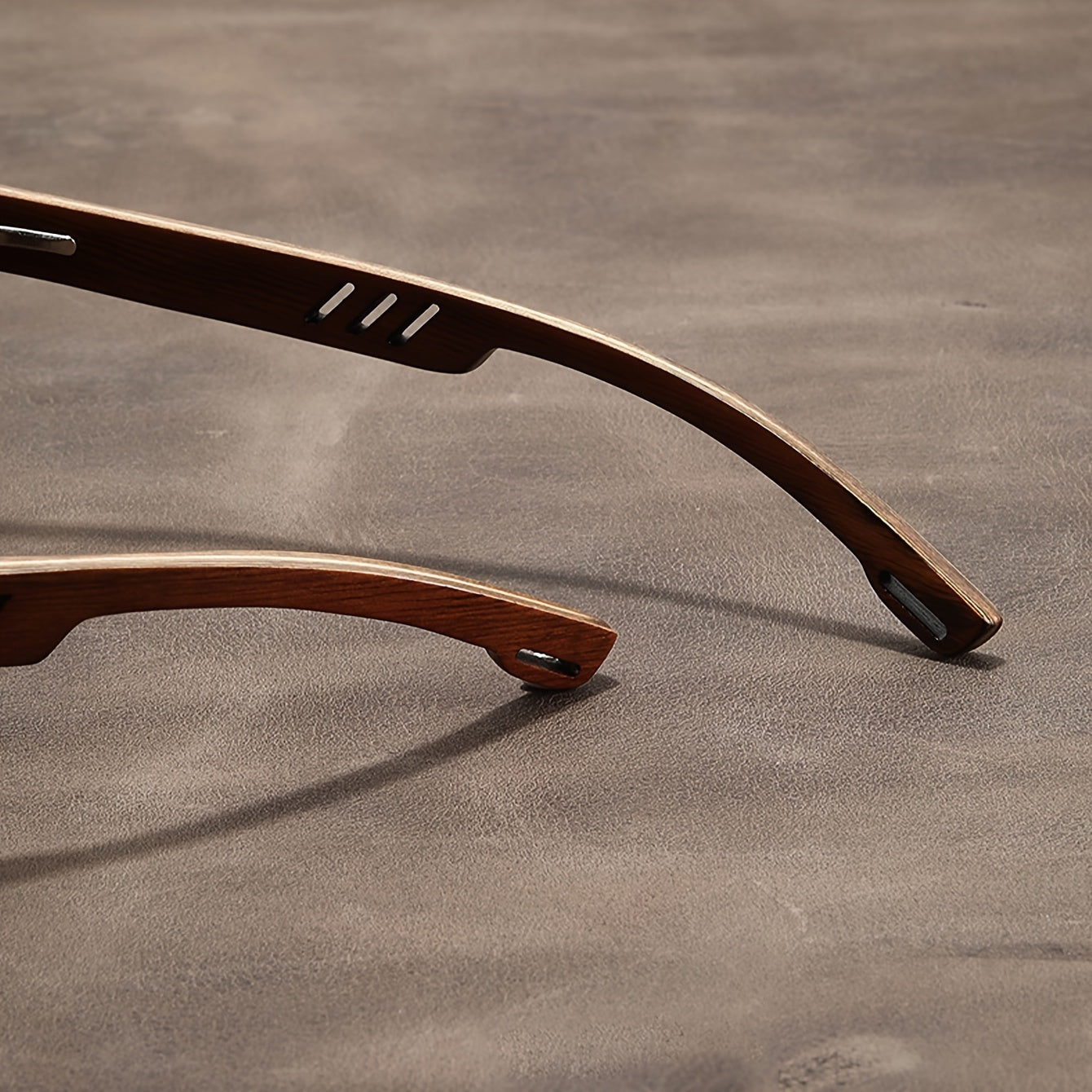 1pc Men's Retro Walnut Fashion Glasses, Ultra-Light Fashion Glasses For Men And Women,