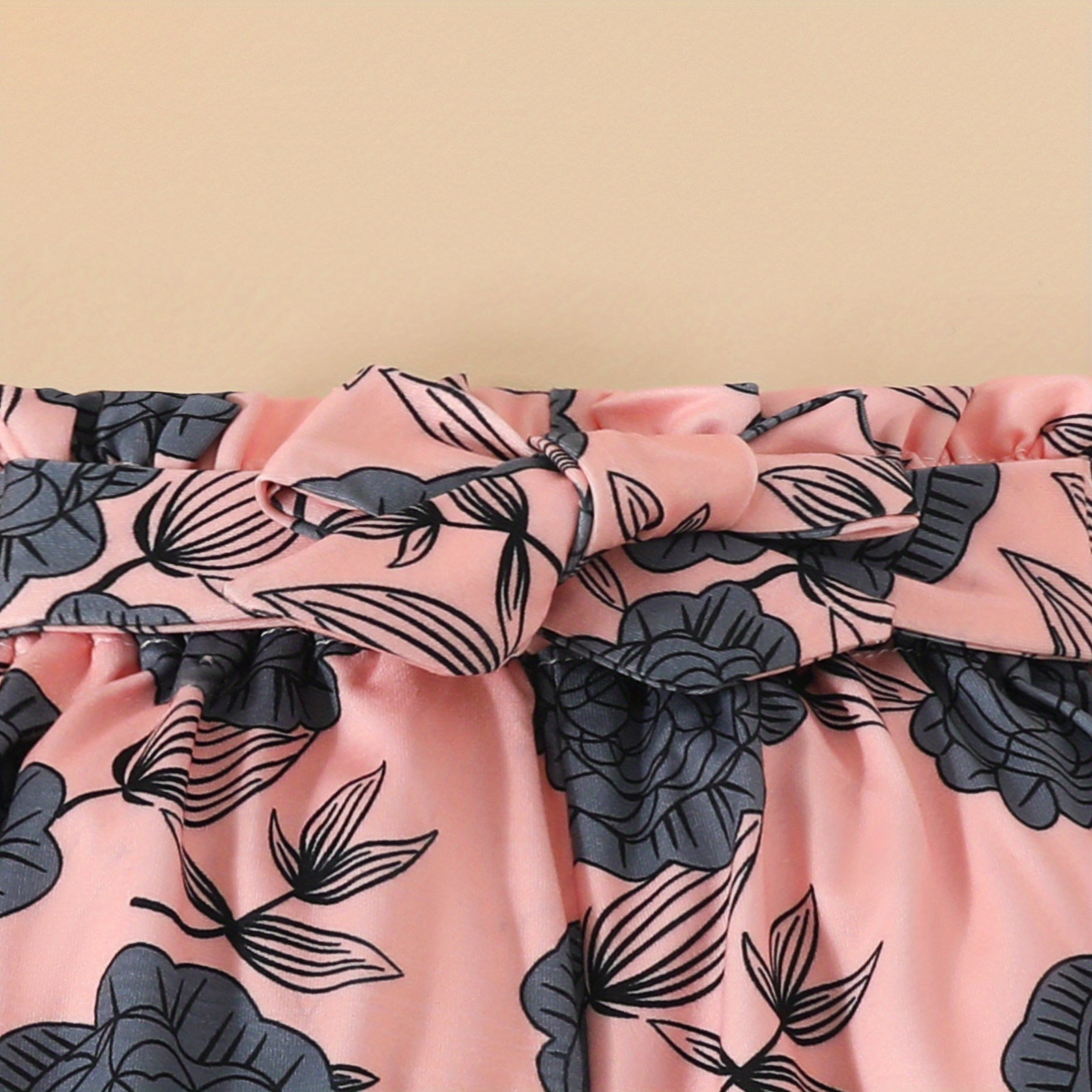 3pcs Short Sleeve & Shorts Set for Newborns - "I'm Daddy's Girl"