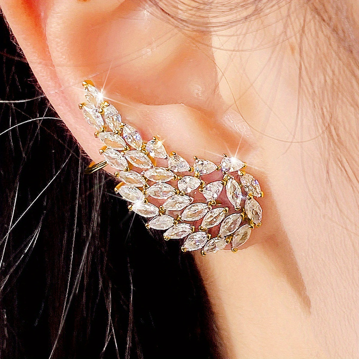 Golden Leaf Shaped Ear Clips - Exquisite Inlaid Zirconia, Delicate Fashion Accessory for Daily Wear, Ideal Gift for Ladies, Elegant and Simple Style
