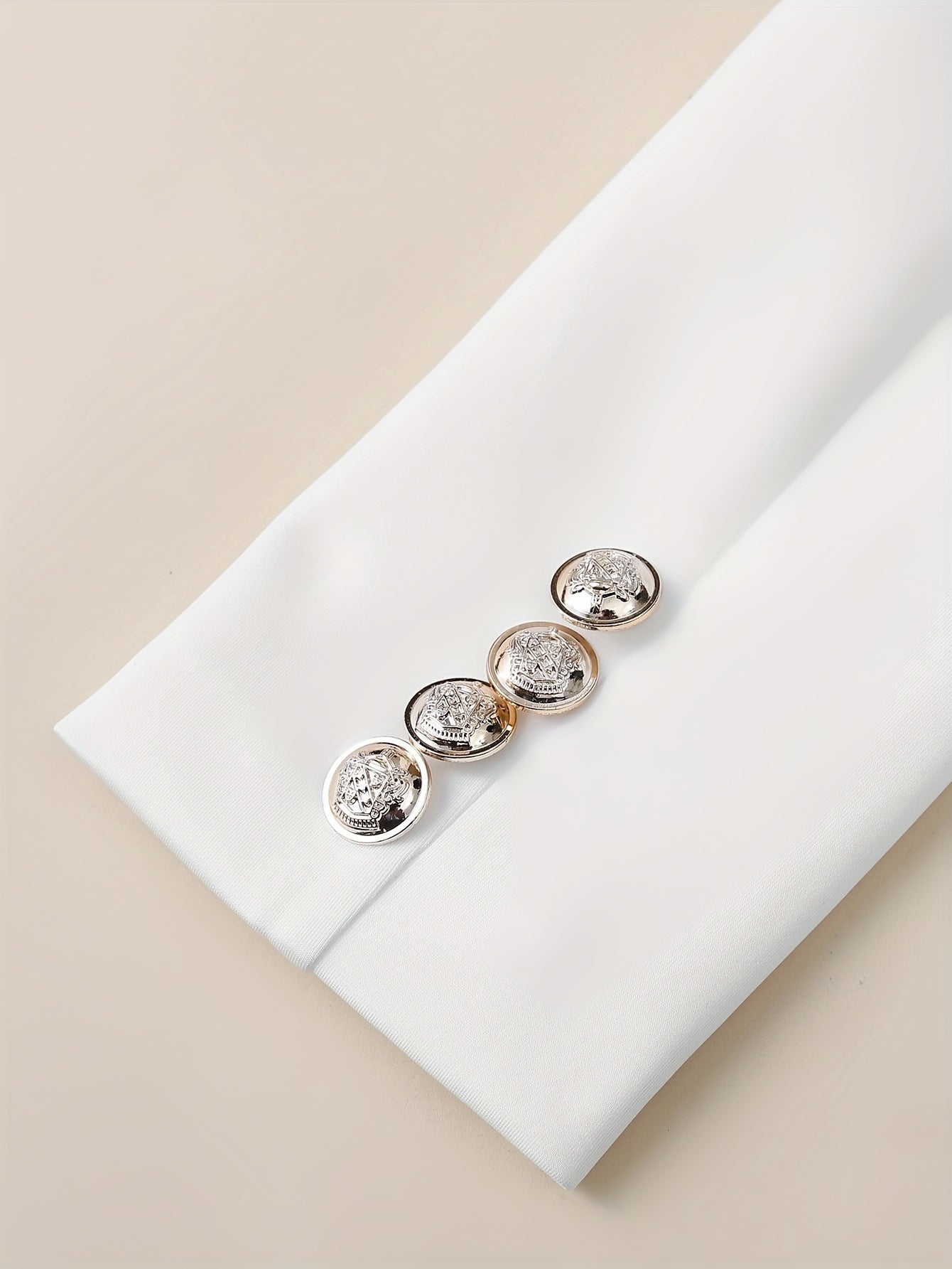 Two-Piece Floral Print Suit Set - Elegant Double Breasted Blazer.