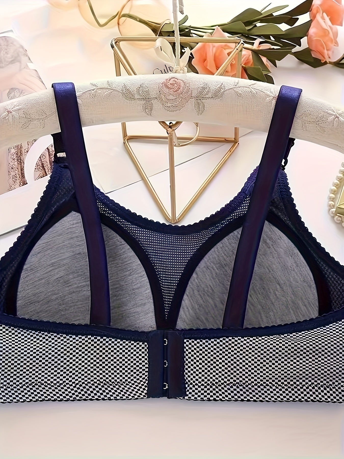 Two-Piece Set Of Fashionable Checkered Design Bras, Wire-Free ./MH