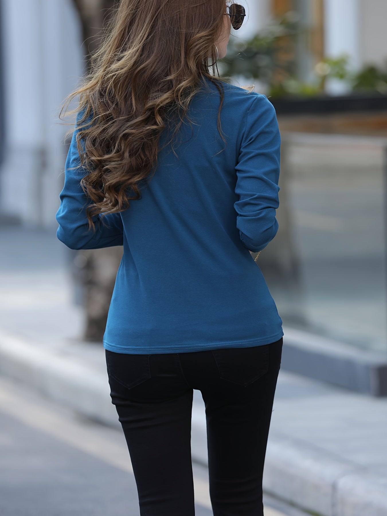 Women's Contrast Lace Trim Round Neck T-Shirt .