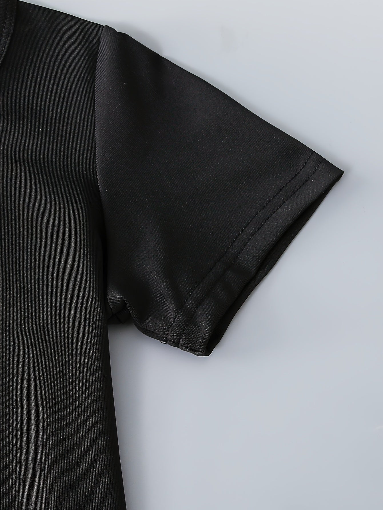 3pcs Boys Casual Solid Short Sleeve T-shirt & Smile Face Print Shorts.