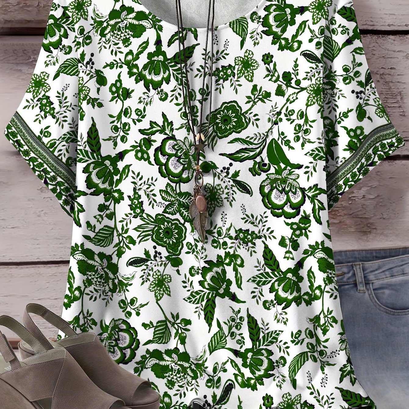 Women's Plus Size Casual Short Sleeve T-Shirt - White with Green .