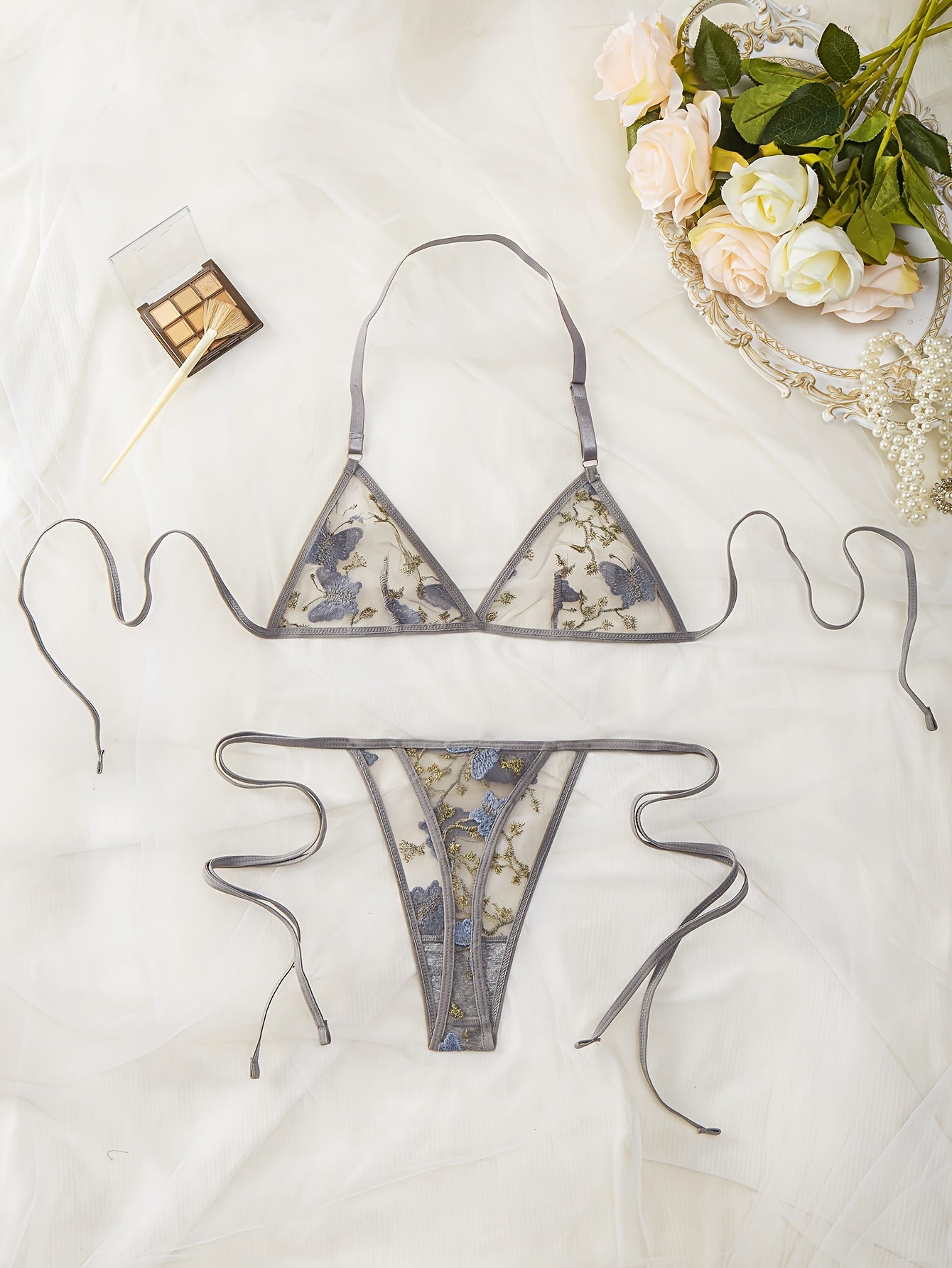 Butterfly Embroidery Bra & Panties, Halter Unlined Plunge Bra '/MH
