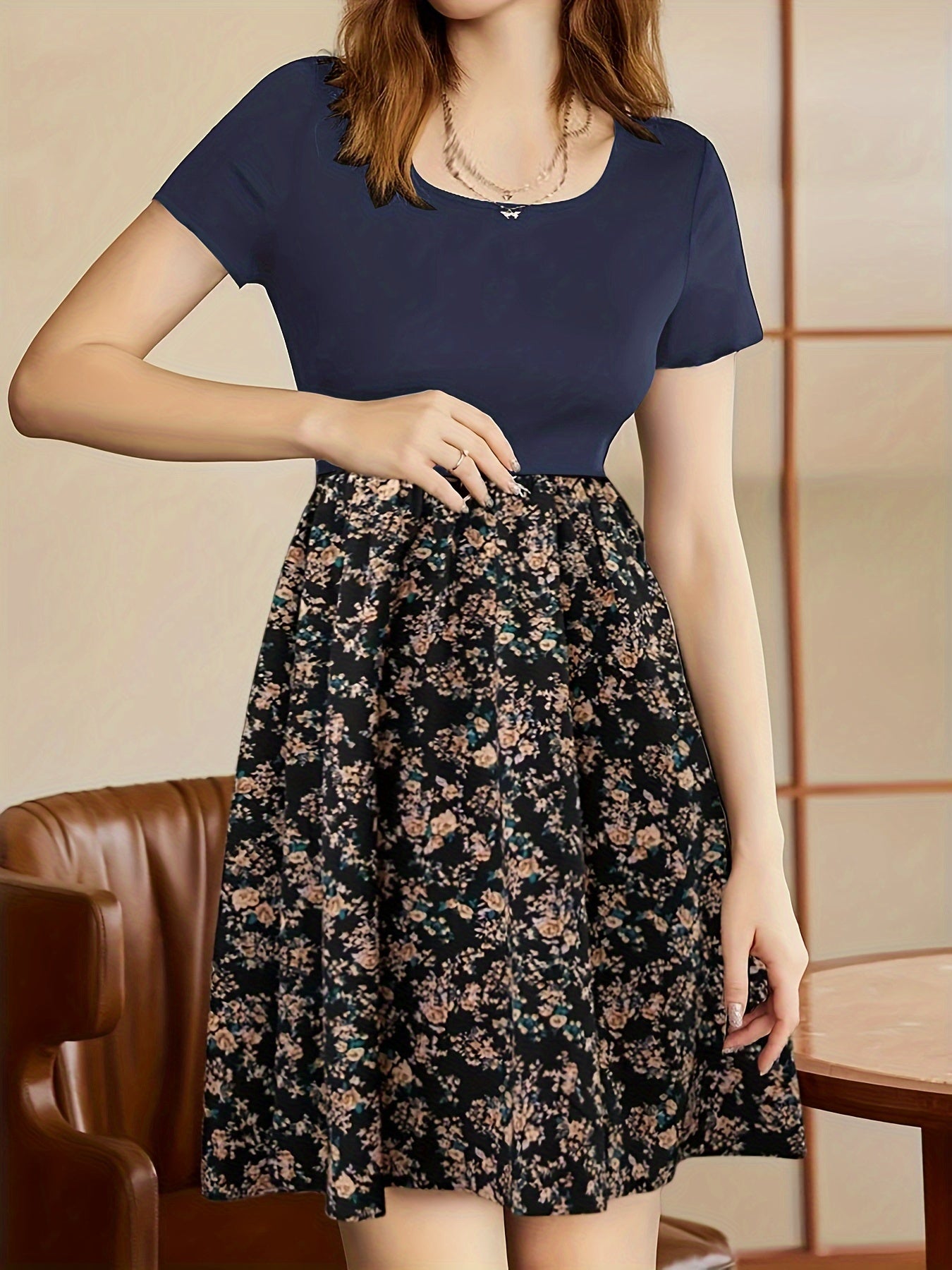 Vibrant Floral Print Crew Neck Dress - Short Sleeve,/MH