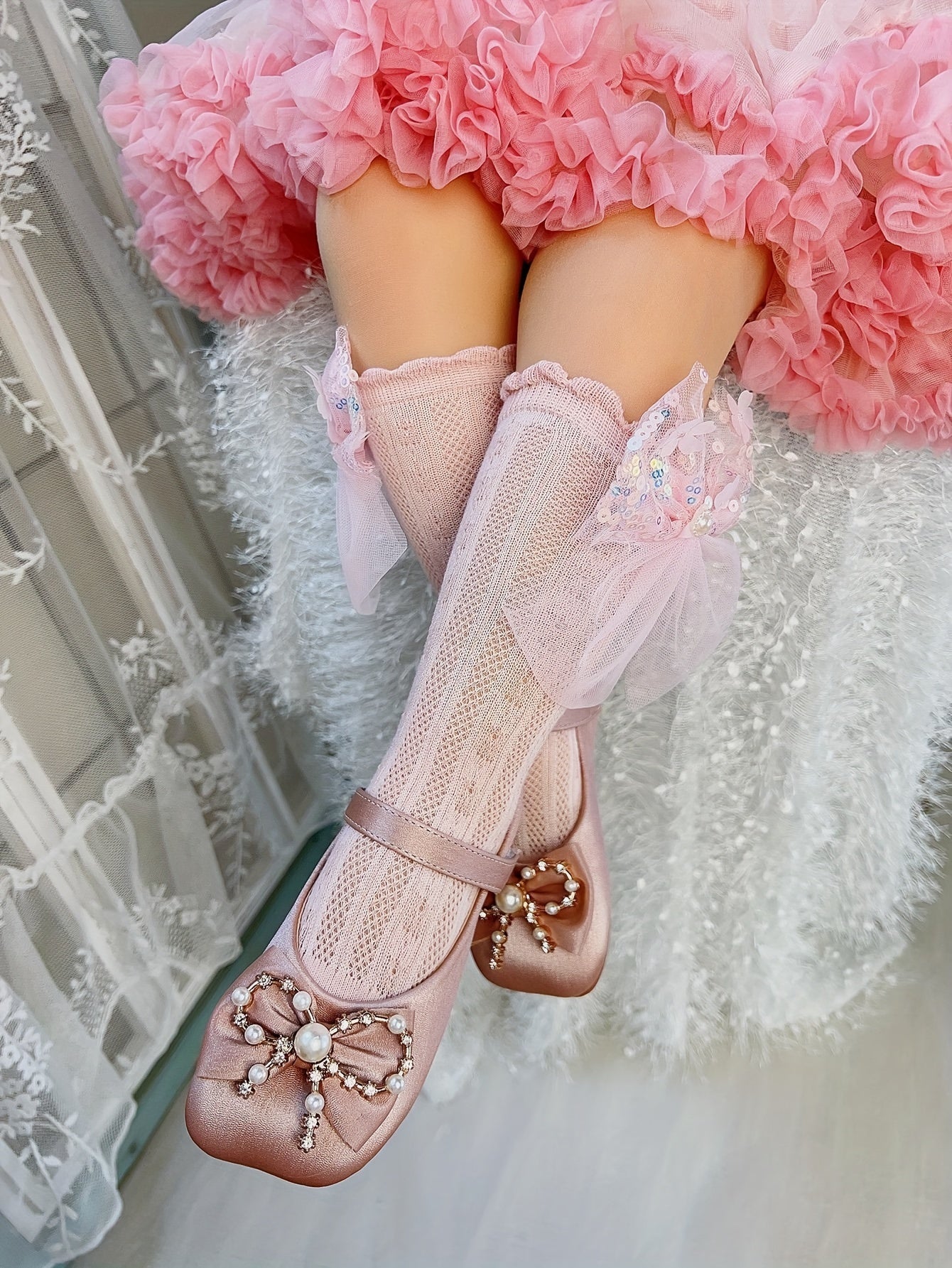 1/3 Pairs Of Girl's Cute Knee-High Socks with A Big Bow,/MH