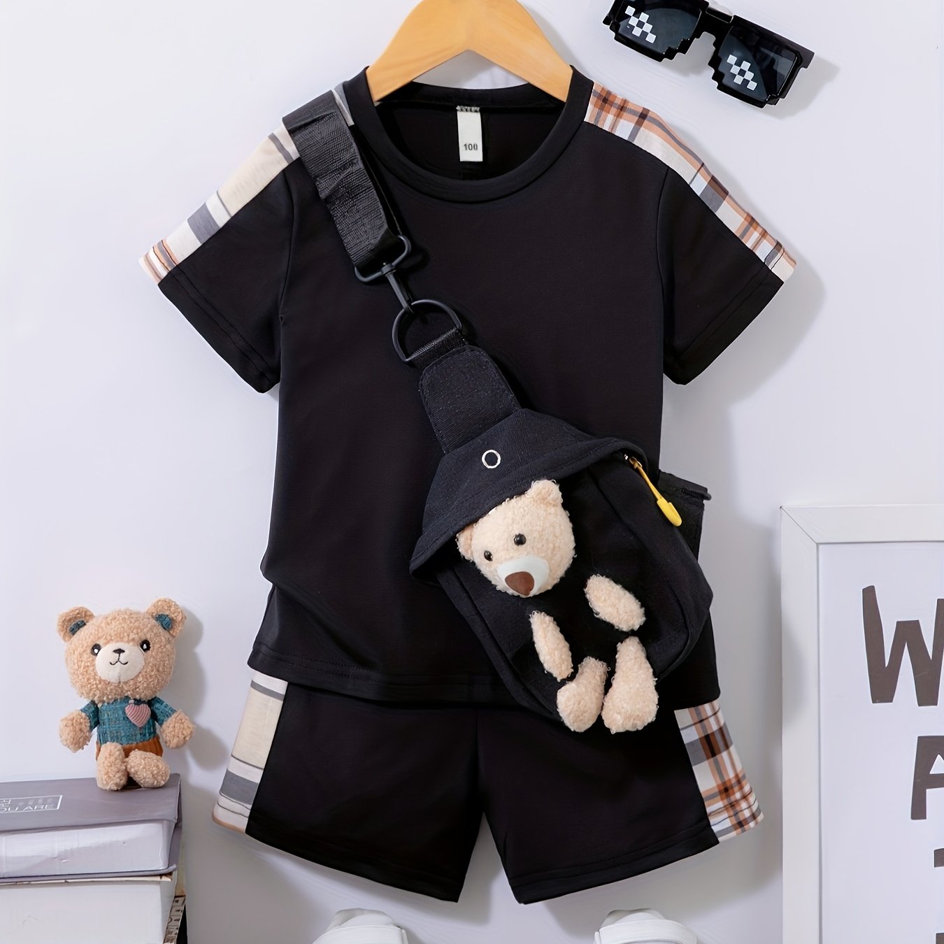 3pcs Boys Casual Solid Short Sleeve T-shirt & Smile Face Print Shorts.
