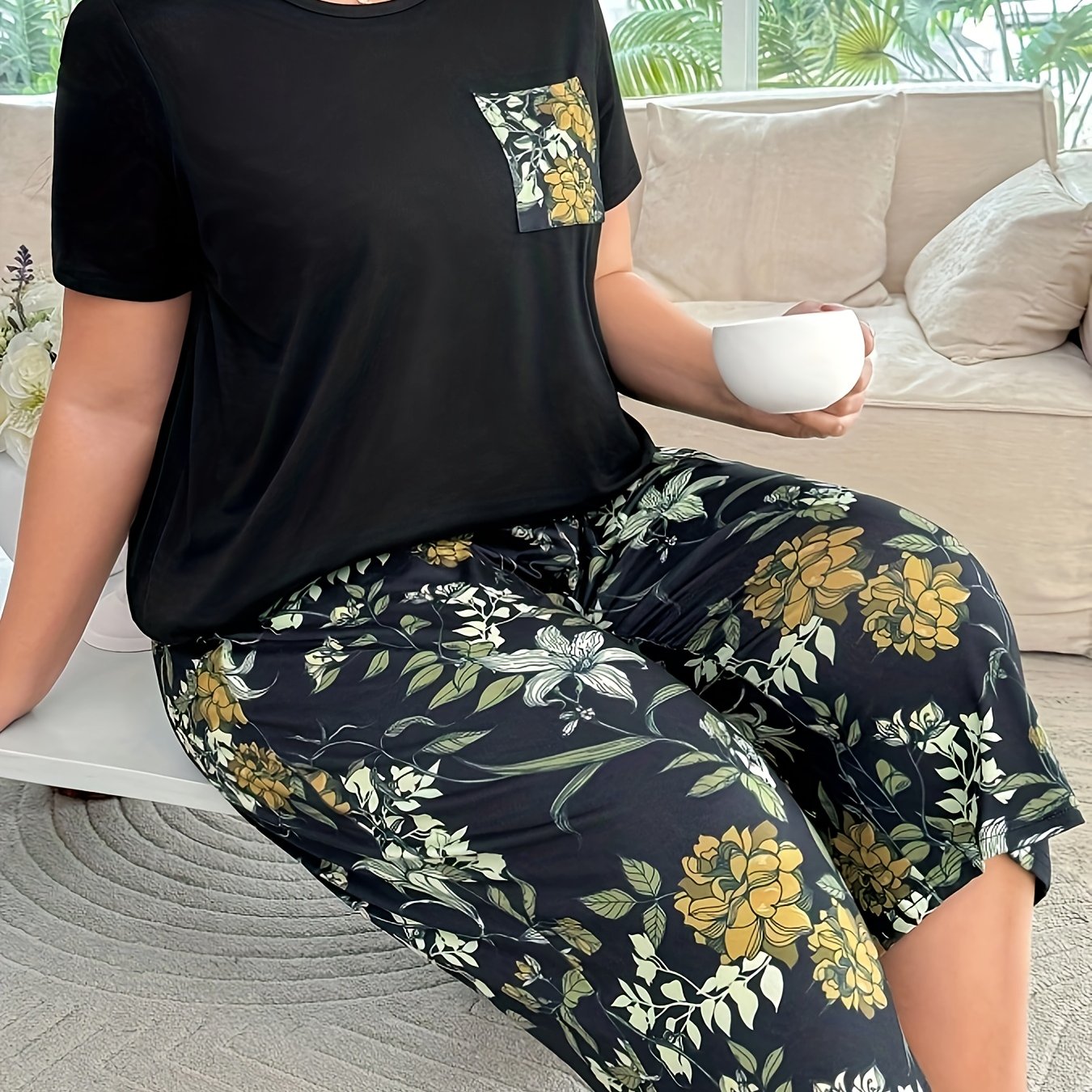 [Plus Size Pajama] Plus Size Round Neck Pocket T-Shirt ./MH