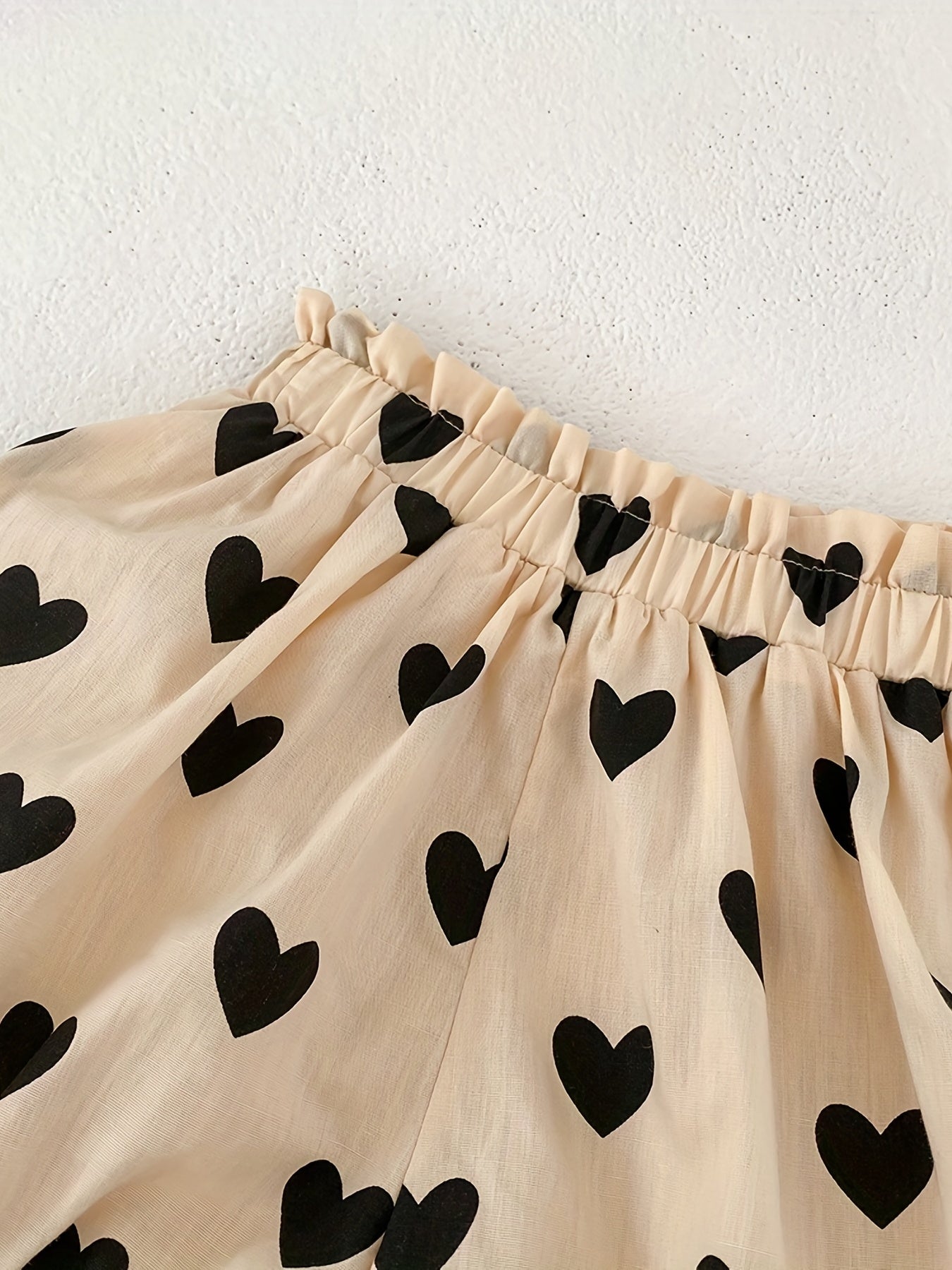 Baby Cotton Sleeveless Bowknot Decor Cami Top+Apricot Love Print Shorts 2pcs Set For Toddler Girls