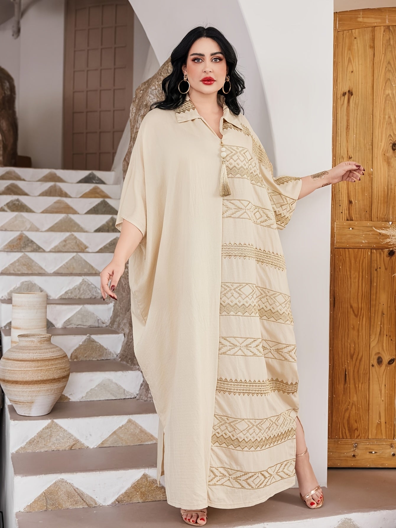 Elegant Ramadan Jalabia Dress - Golden & Black Geometric Embroidery,/MH