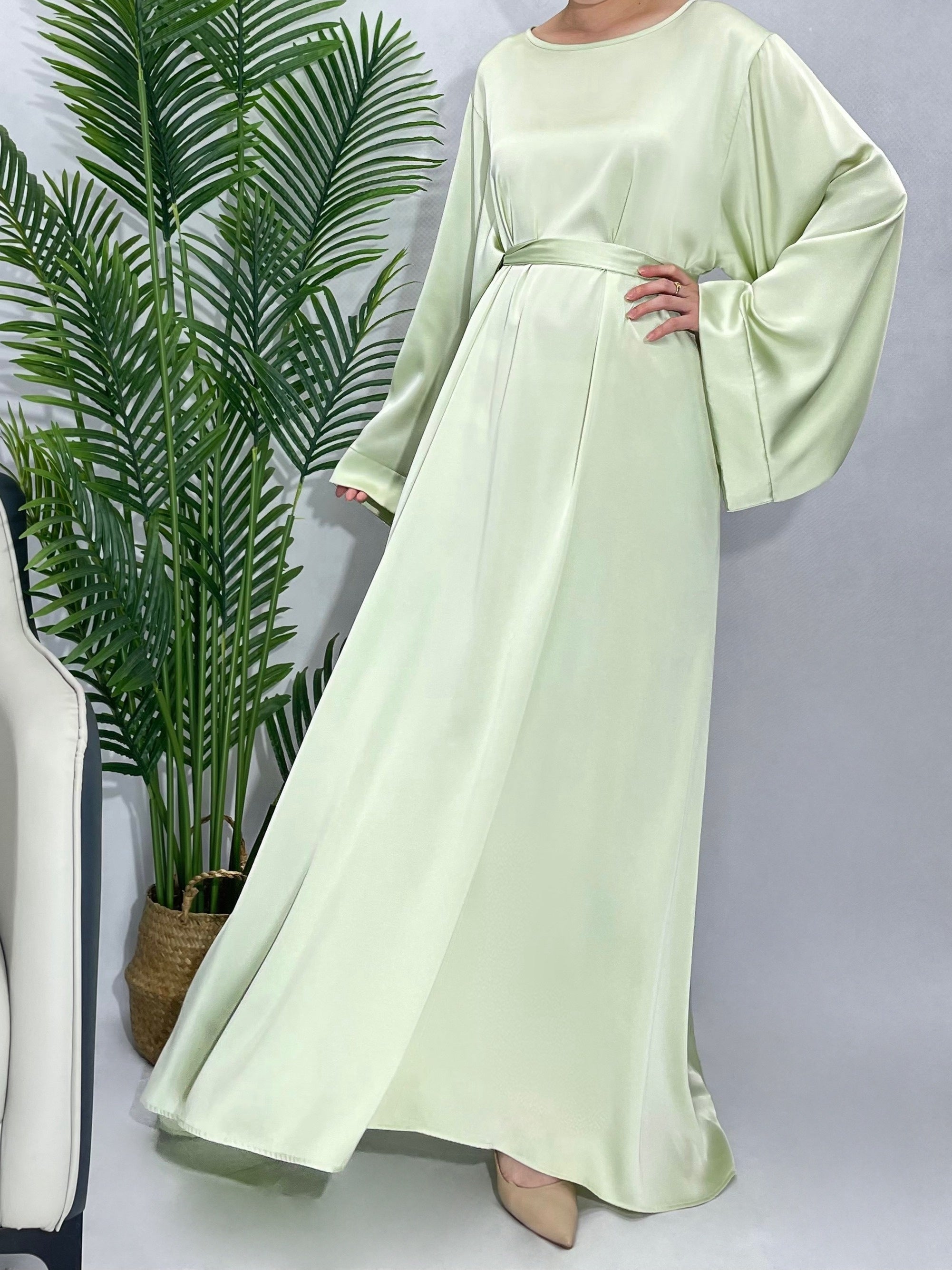 Solid Maxi Kaftan Abaya, Modest Crew Neck Long Sleeve ./MH
