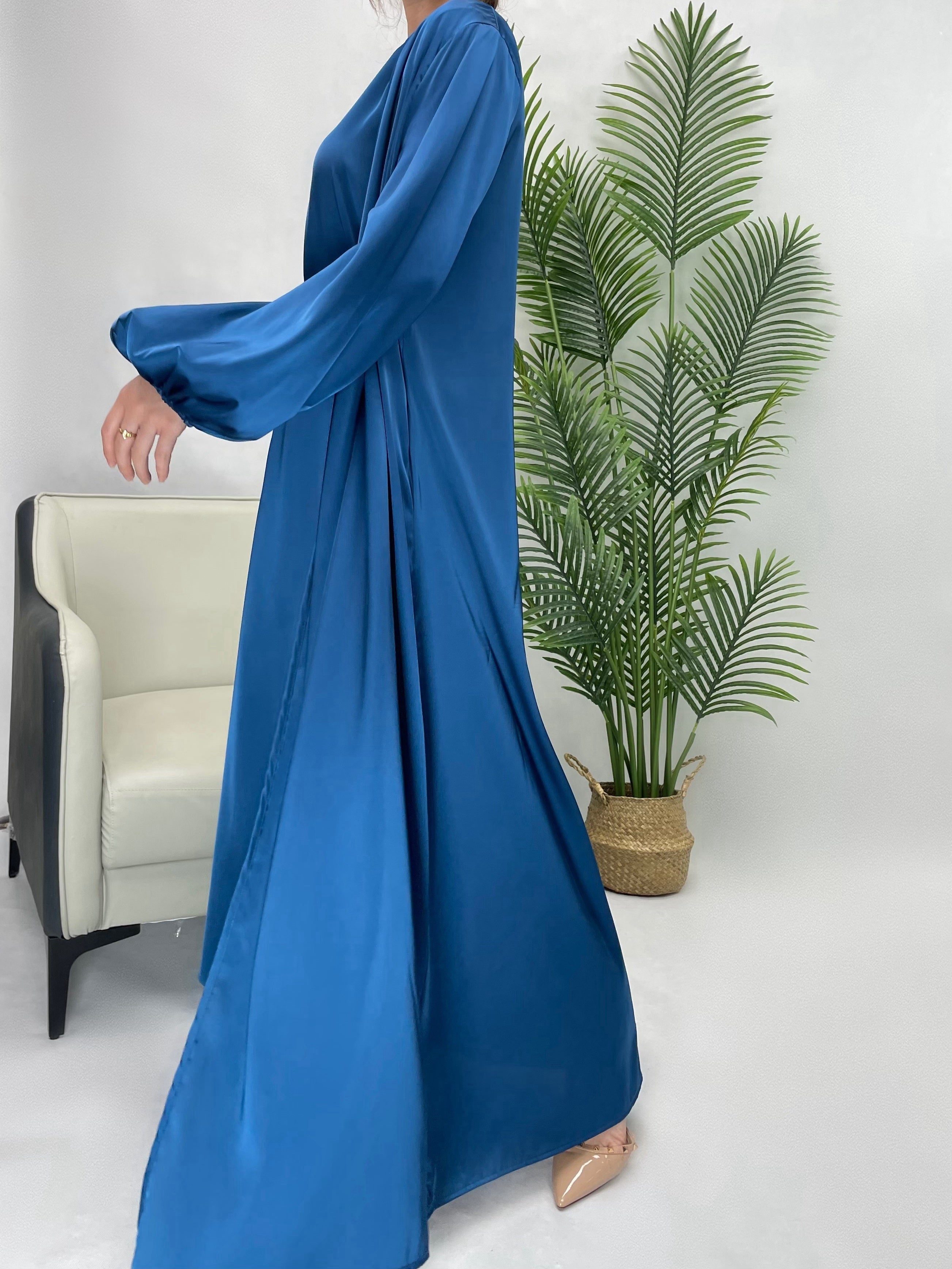 Women's Long Sleeve Solid Abaya