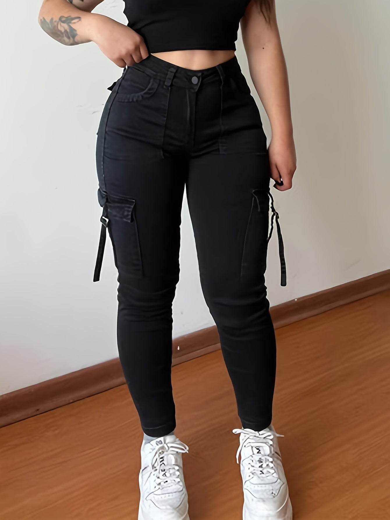Women's High-Waist Stretchy Black Cargo Pants with Multiple Pockets -/MH