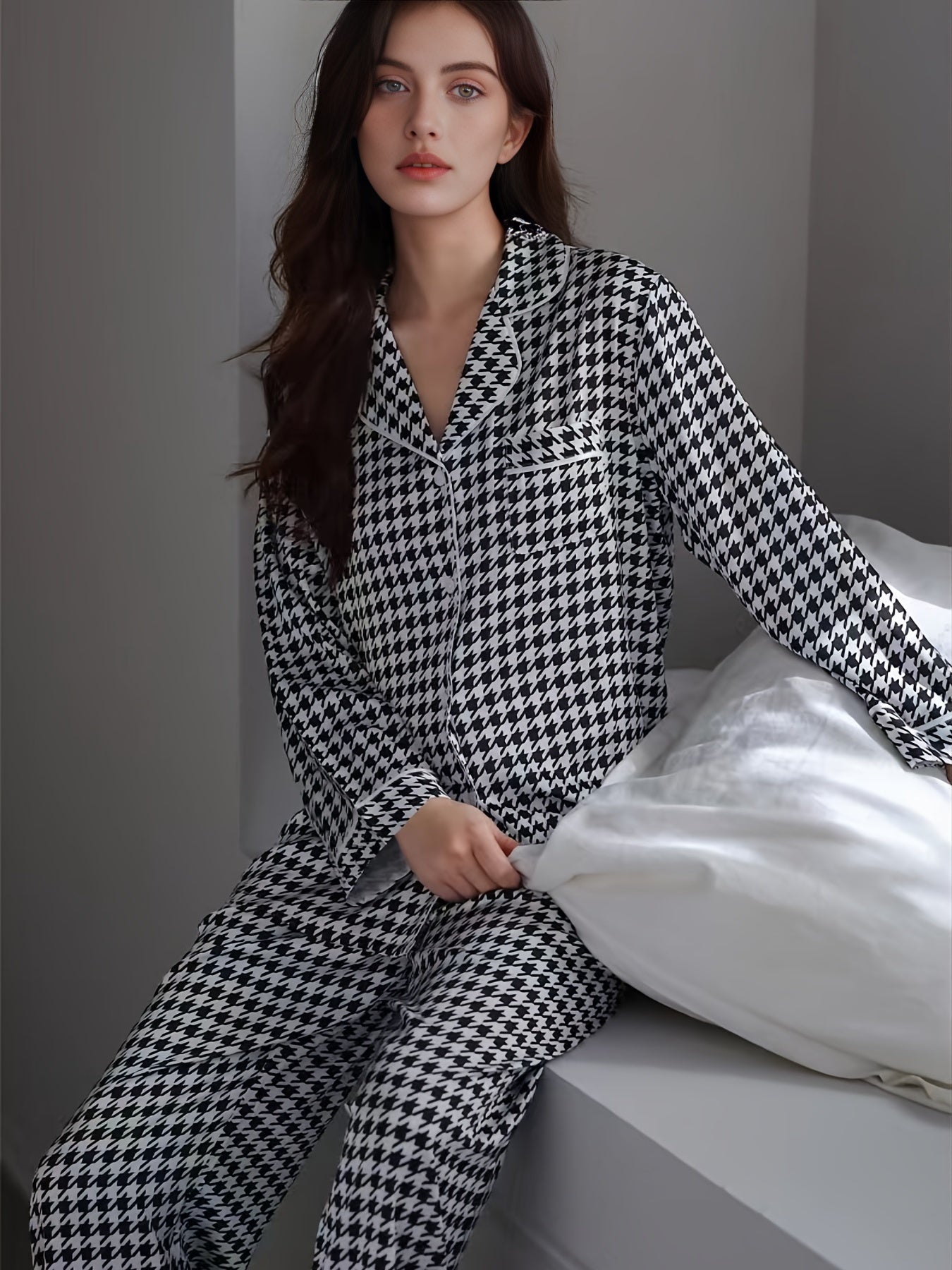 Elegant Classic Houndstooth Print Pajama Set,