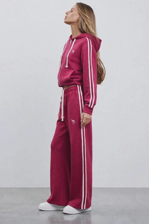 Outline Women’s Tracksuit Set | MH Edition